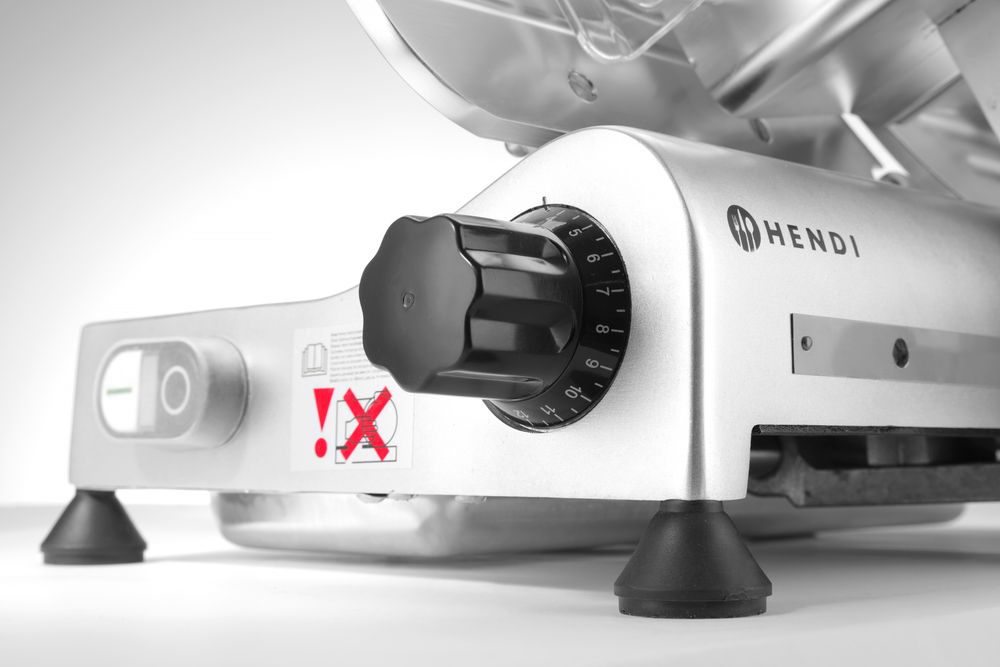 Mašina za sečenje mesa Profi Line 220, HENDI, Profi Line, 230V/280W, 506x435x(H)347mm