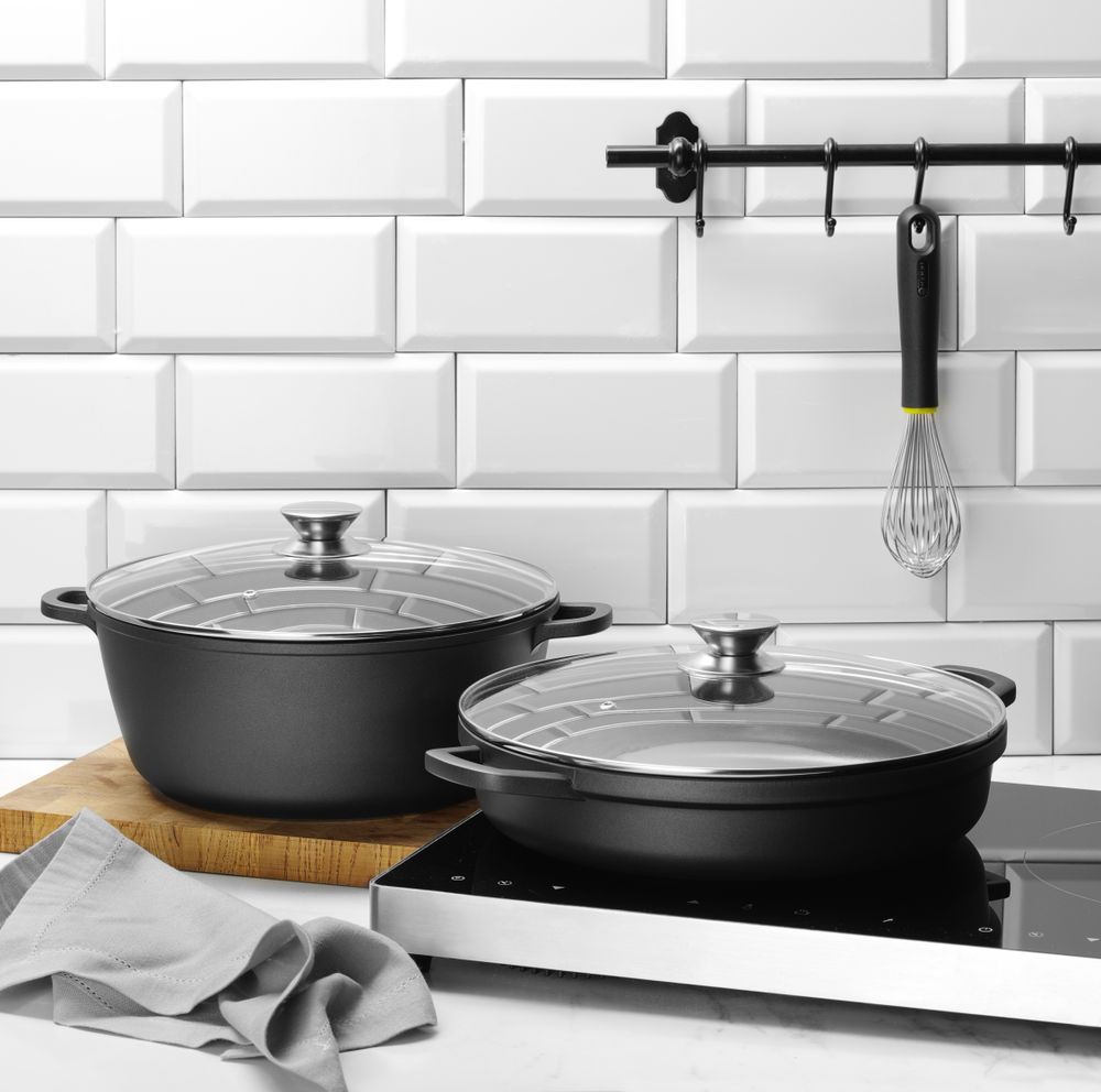 Posuda s neprianjajućim premazom, HENDI, 7L, Crna, 367x290x(H)122mm