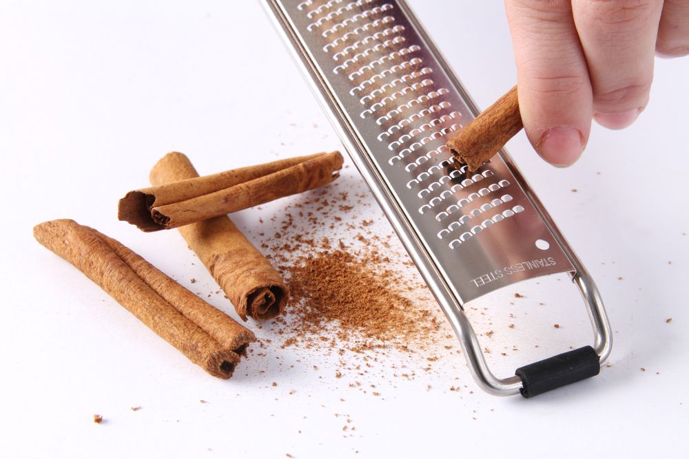 Zester, HENDI, dizajnirao Robert Bronwasser, Sitno, Crna, 36x395mm