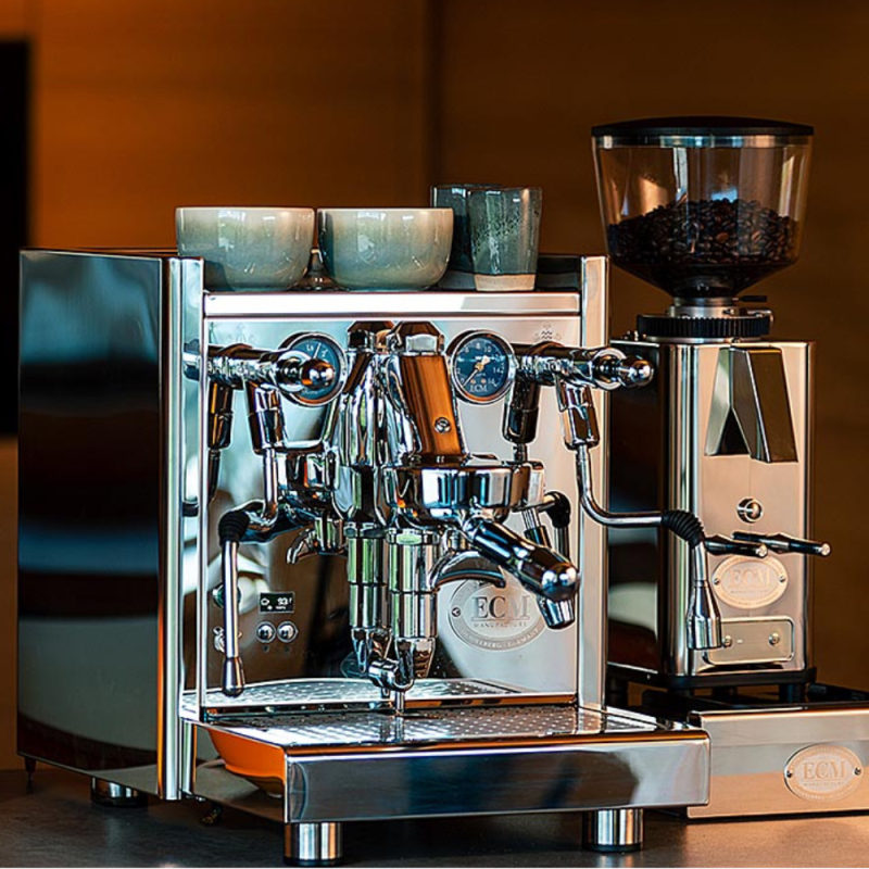 ECM Technika VI Espresso Machine - Dual Boiler - 220 V
