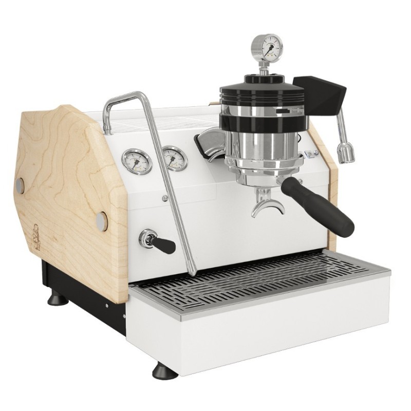 La Marzocco GS3 MP Flat White Espresso Machine - Maple Side Panels - 220 V