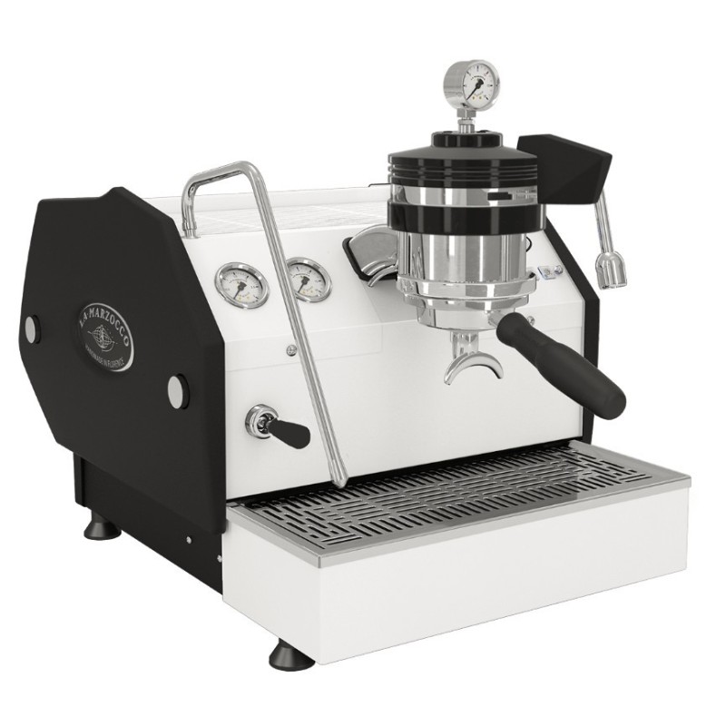 La Marzocco GS3 MP Flat White Espresso Machine - Standard Side Panels - 220 V